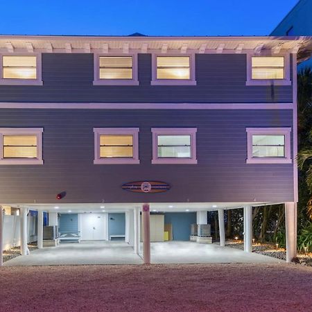 Four Shores Unit 3 Gulf Condo Direct Gulf With Pool And Spa Clearwater Beach Exterior photo
